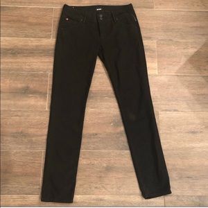 Hudson Collin Skinny Jeans brand new!!